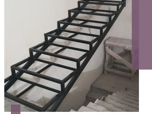 Демонтаж лестниц на металлокаркасе в Канаше: быстрый вывоз и разбор