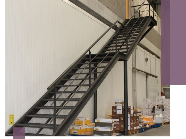 Лестницы для производства в Канаше — изготовление и монтаж