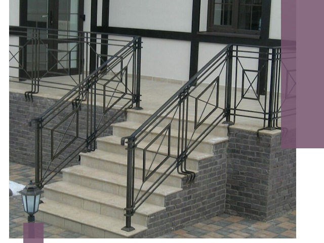 Перила для крыльца в Канаше — монтаж, изготовление и установка