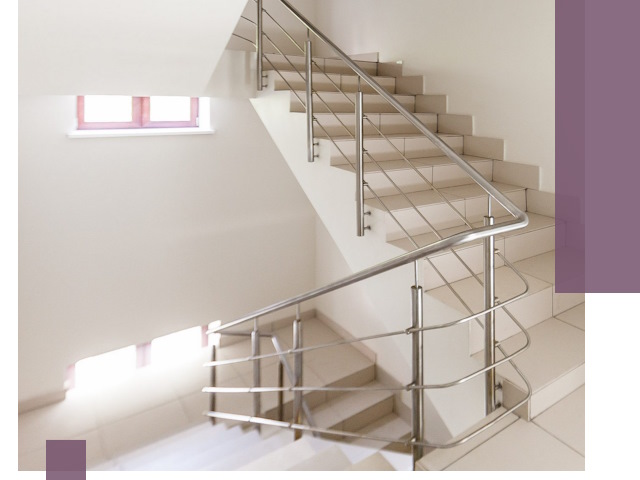 Установка и замена перил в подъезде в Канаше