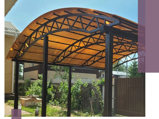 Изготовление навесов под ключ в Канаше из качественных материалов