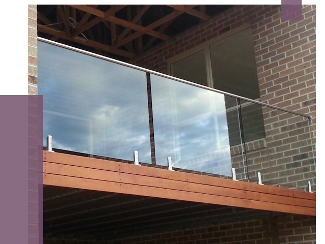 Стеклянные парапеты на крыше и террасе в Канаше от 11556 руб. | ПРОЛЁТ-Кна